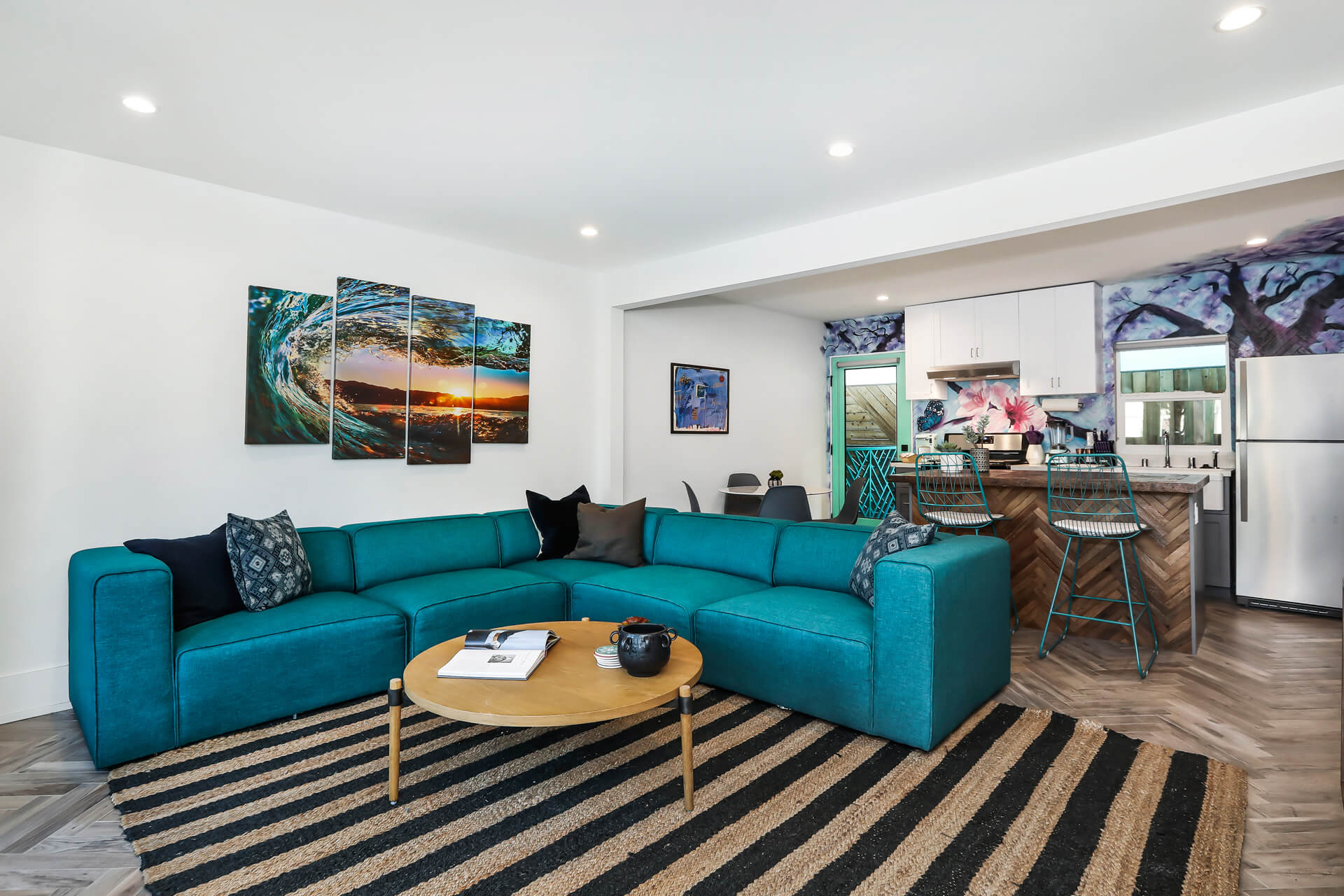 Suite Deal 32